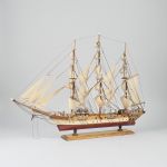 1135 6488 SHIP MODEL